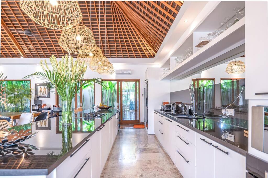 Villa Mimpi Nyata Canggu Zewnętrze zdjęcie