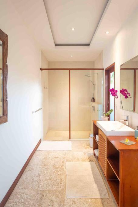 Villa Mimpi Nyata Canggu Zewnętrze zdjęcie